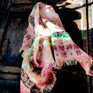 Silk fringed scarf, Austrian Trachten. Vintage. Beautiful.